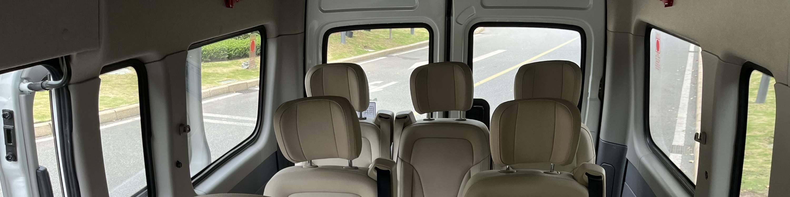 9-seater Comfort Vehicle