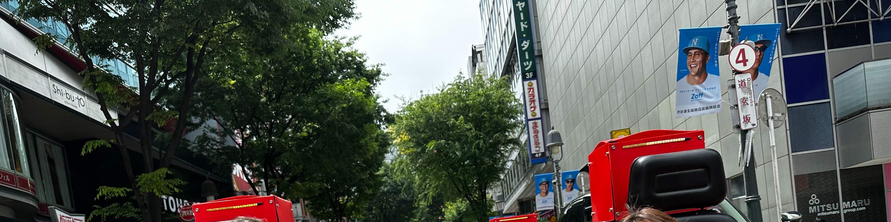 Puoi venire da solo e unirti ad altri da tutto il mondo!