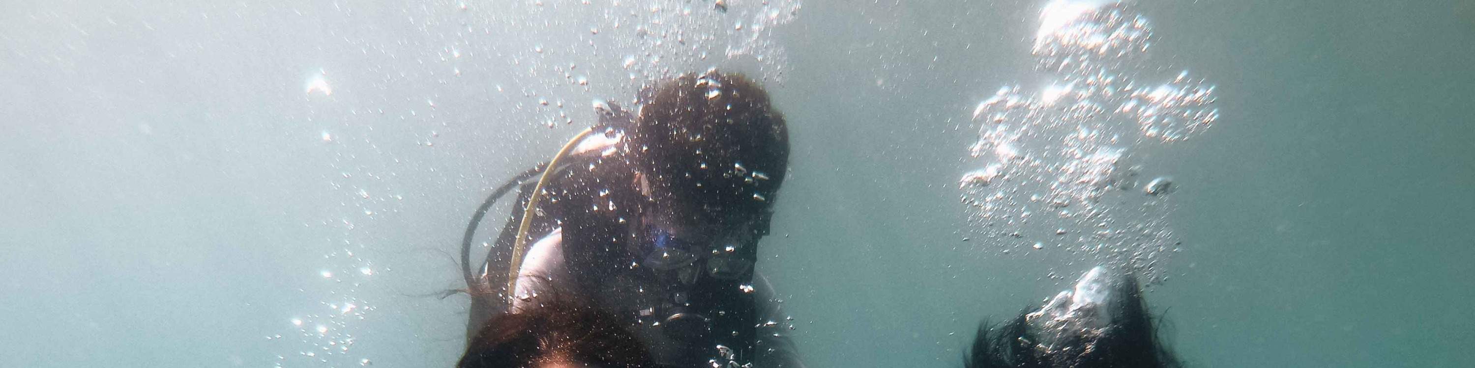 Pengalaman Snorkeling atau Menyelam di Moon Bay dari Kota Kinabalu