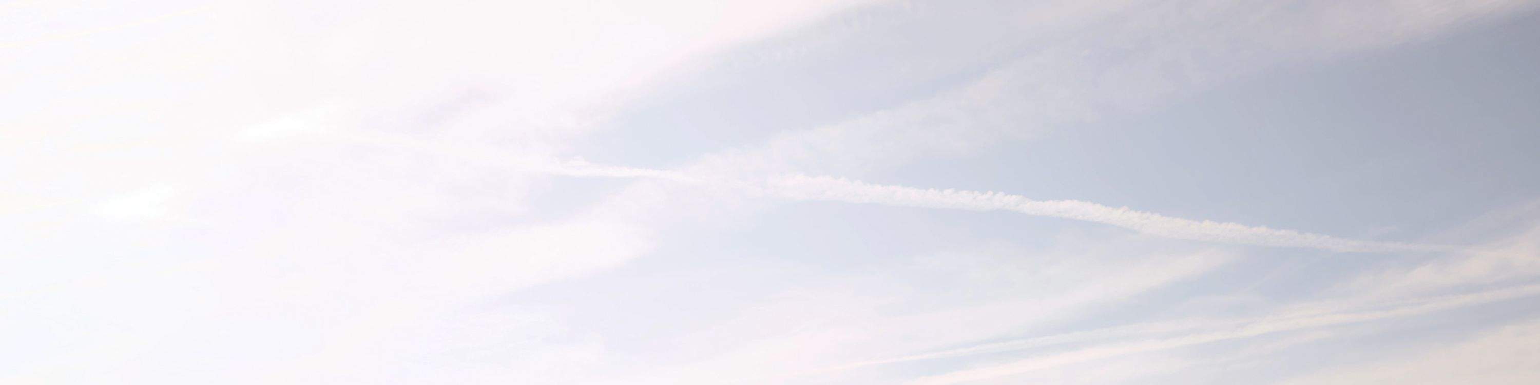 Top of the Rock tickets - The thrilling Skylift attraction elevates visitors above New York City at Top of the Rock