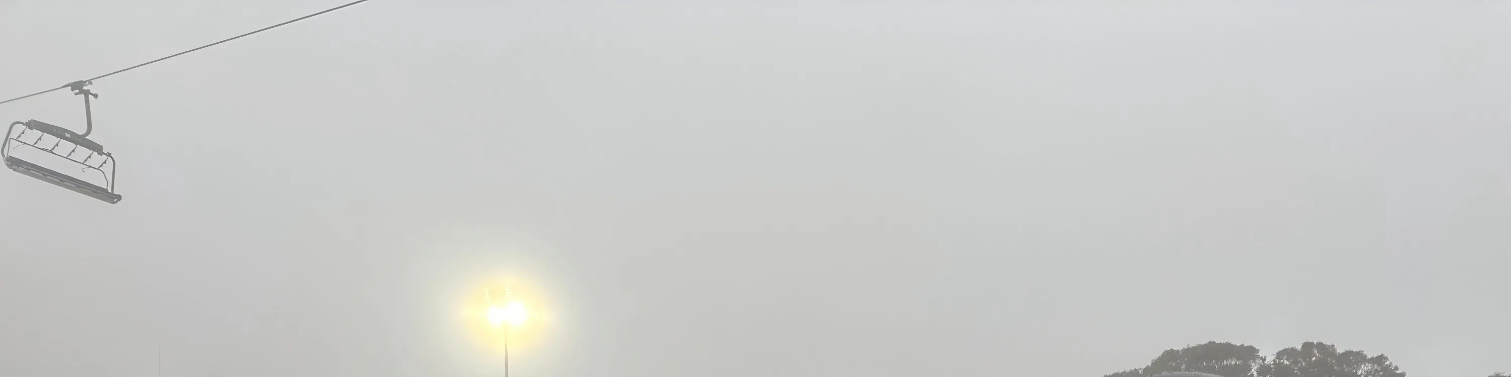 适合初学者的布勒山 1 日滑雪课程