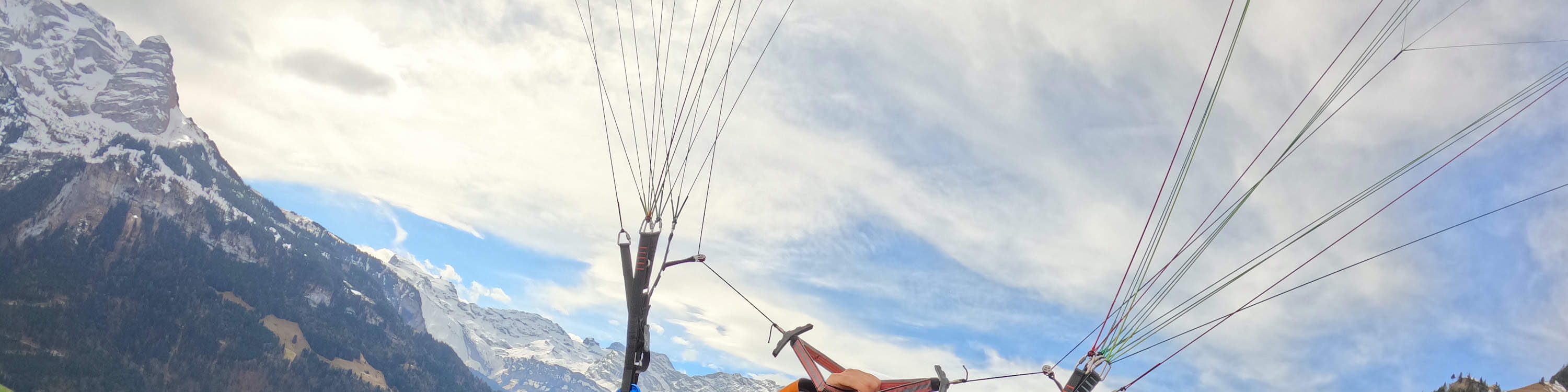 Penerbangan Tandem Paragliding Murren - Lauterbrunnen 
