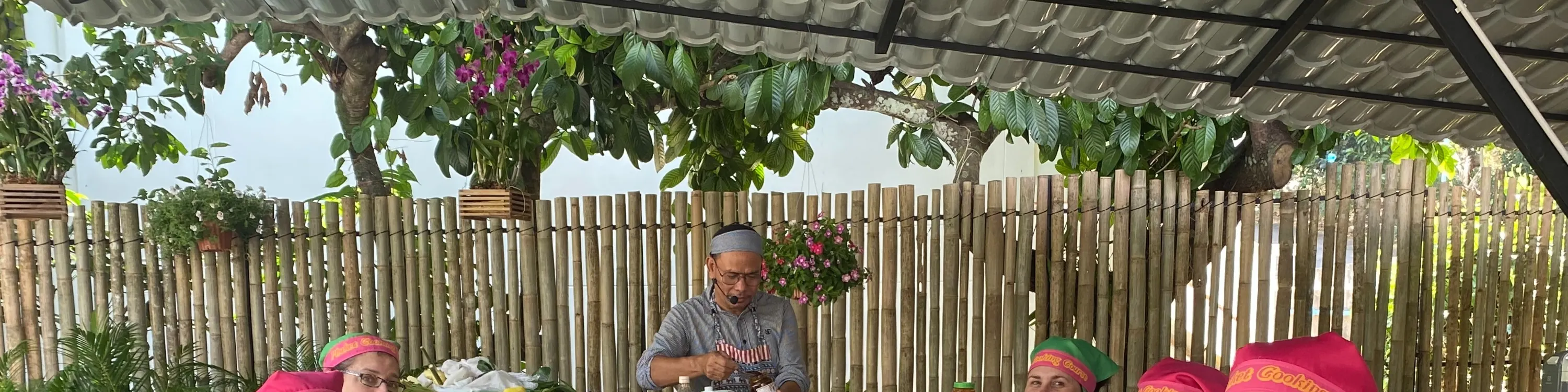 与新朋友分享美好时光
