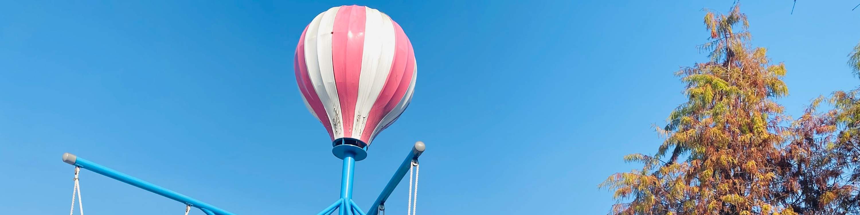 Kastil Pink Zhen Desa Tanduk Rusa