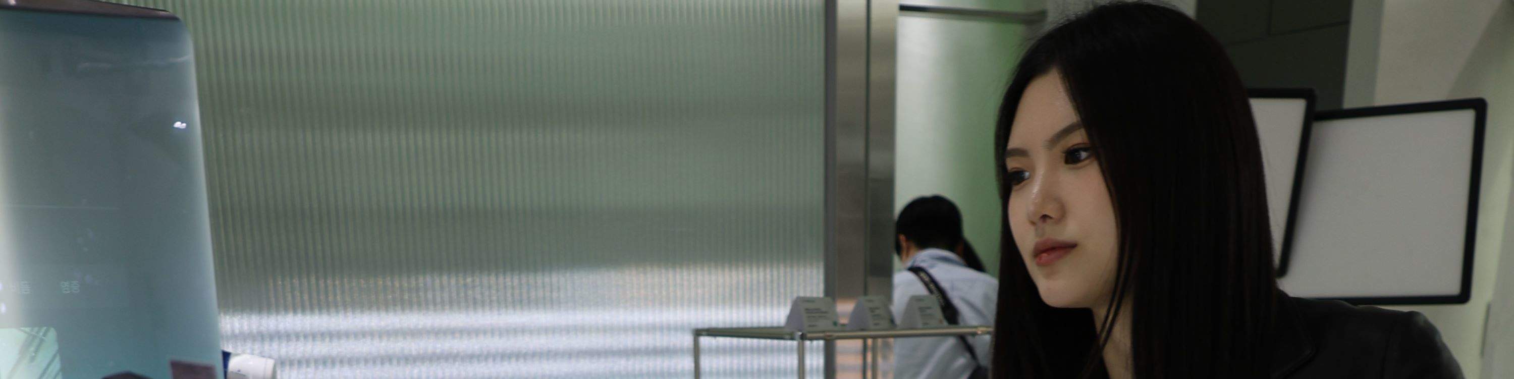 Finden Sie mit uns heraus, welche Farben Sie am besten zur Geltung bringen, indem Sie eine Personal Color Analyse durchführen lassen.