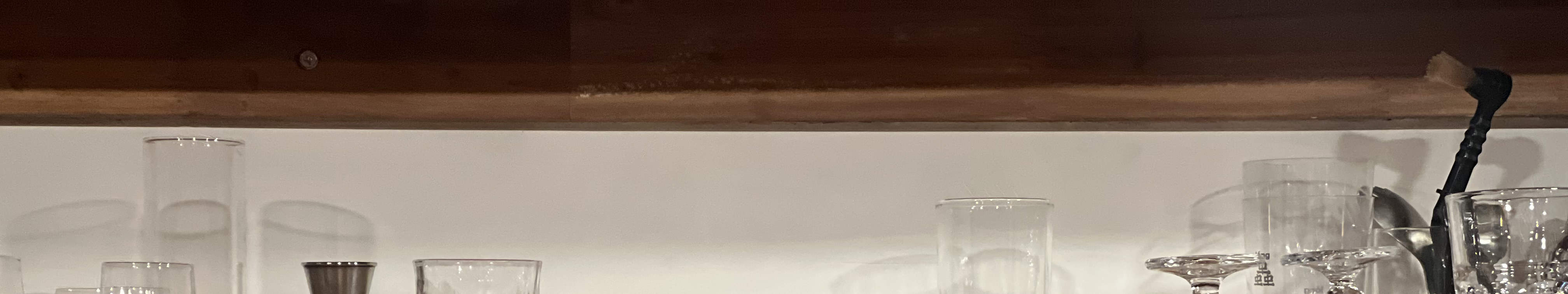 Vieni al pub di Yongjia Road per imparare a preparare drink e fare amicizia