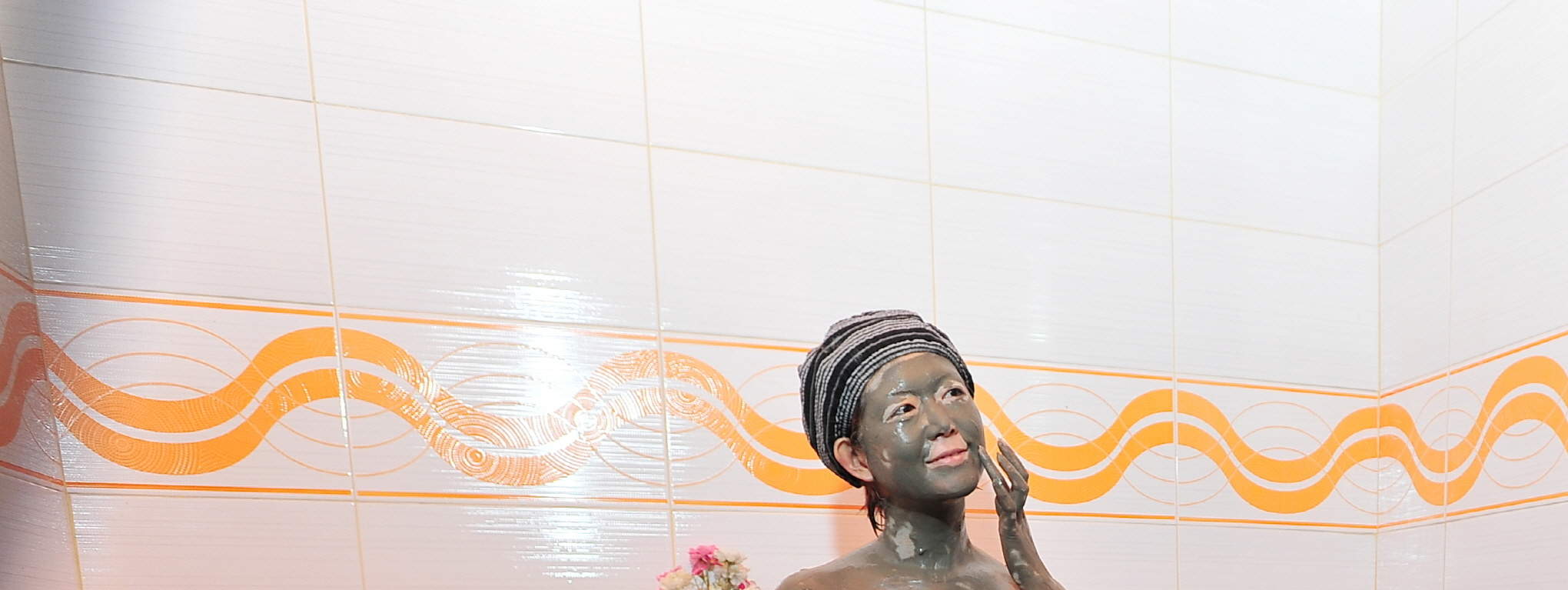 Hana Mud Spa Experience in Myeongdong (For Women Only)