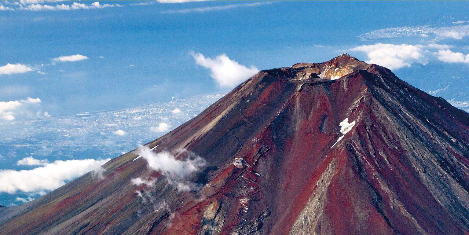 【在庫あり】 Mt. Heritage World 2-Day Fuji from Guide with Tour Climbing Snow Board