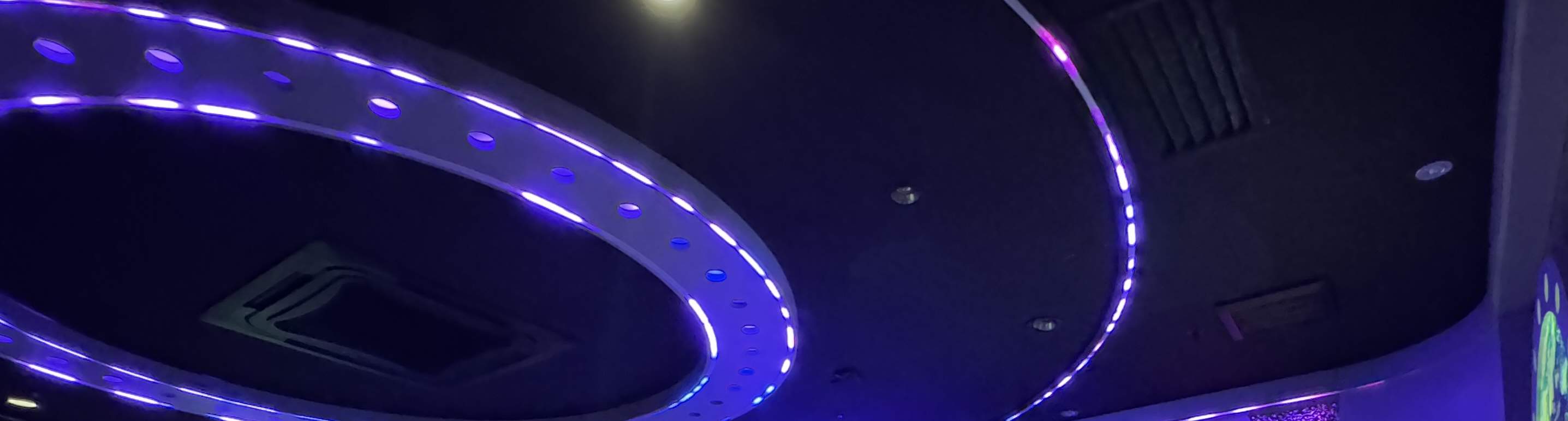 V Box Family KTV в Джохор-Бару