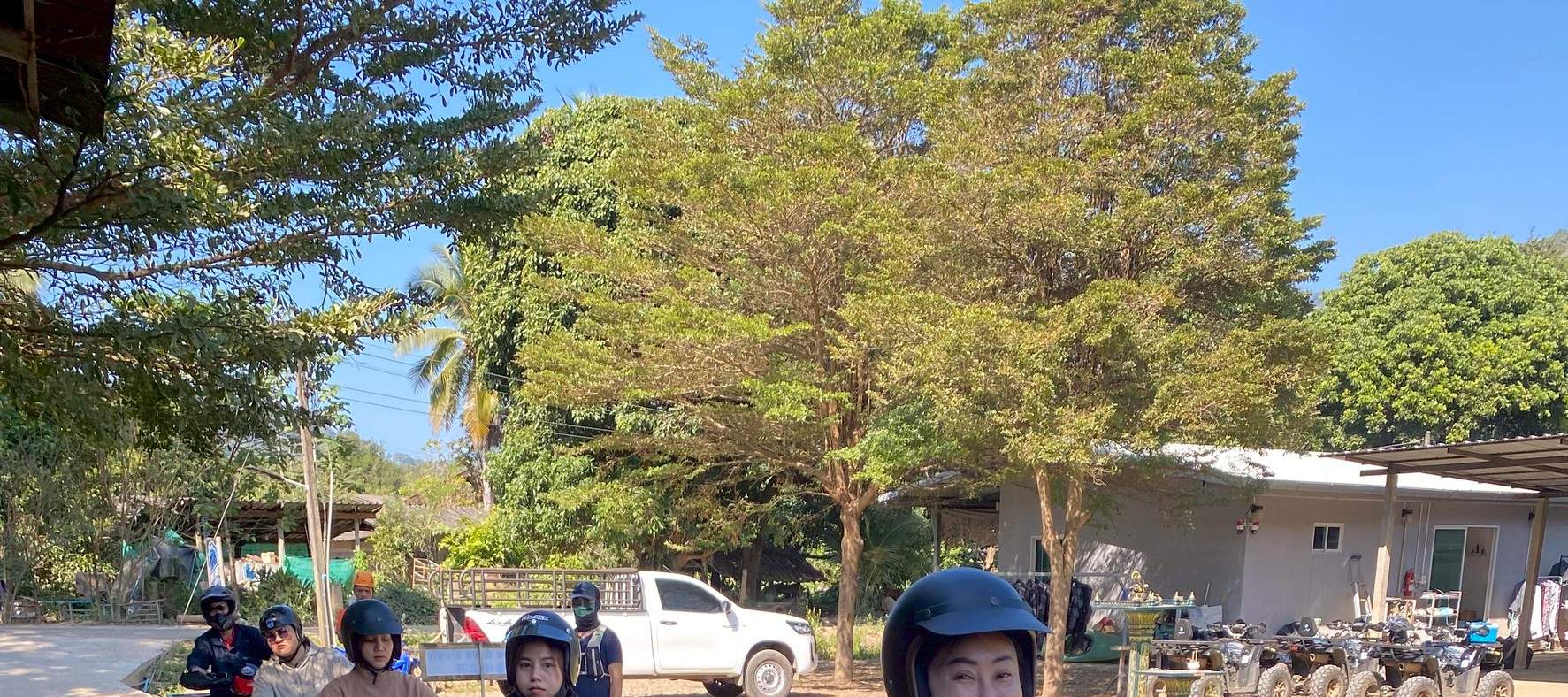 Avventura in ATV a Chiang Mai con rafting in acque bianche - Tour di mezza giornata