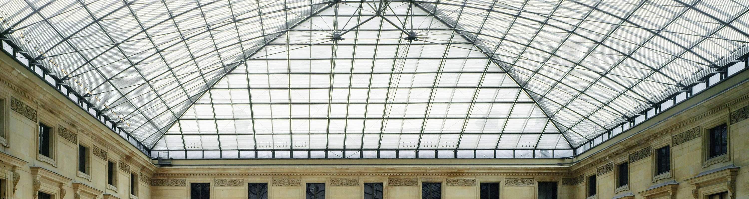 ภายในพิพิธภัณฑ์ลูฟวร์ ปารีส