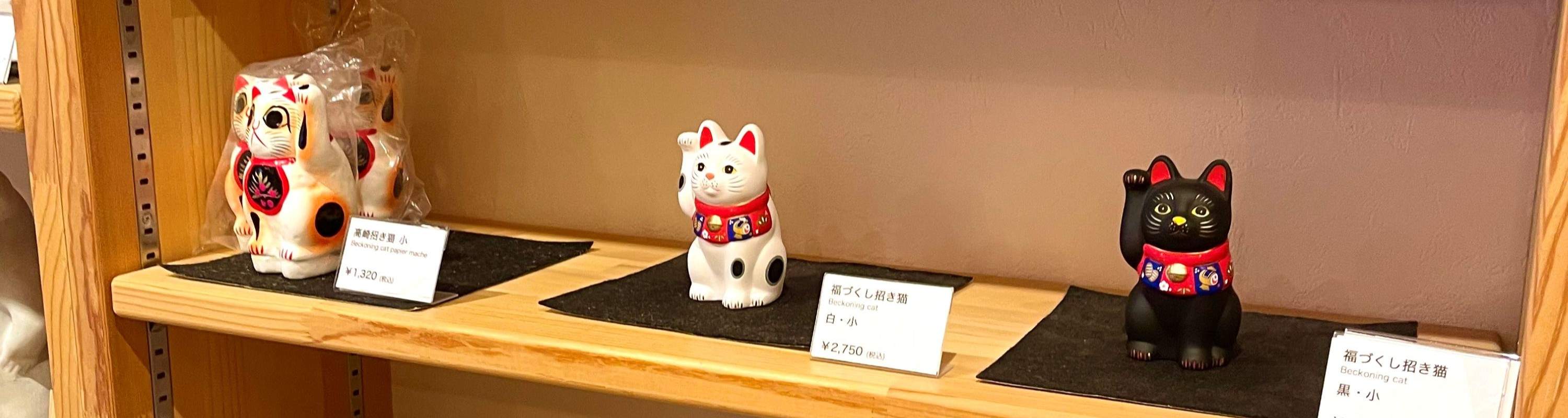 Family-Friendly Tokyo Cat Tour: Cat Temple, Cat Café PM Zoo