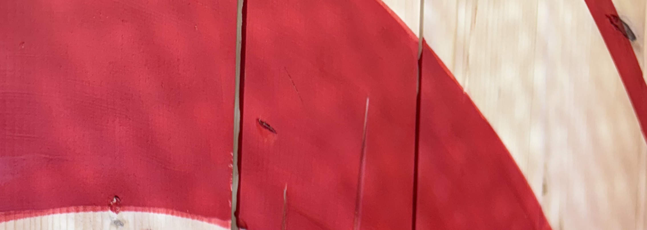 Один бросок – и вы навсегда подсели на топороманию! Попадите прямо в яблочко!