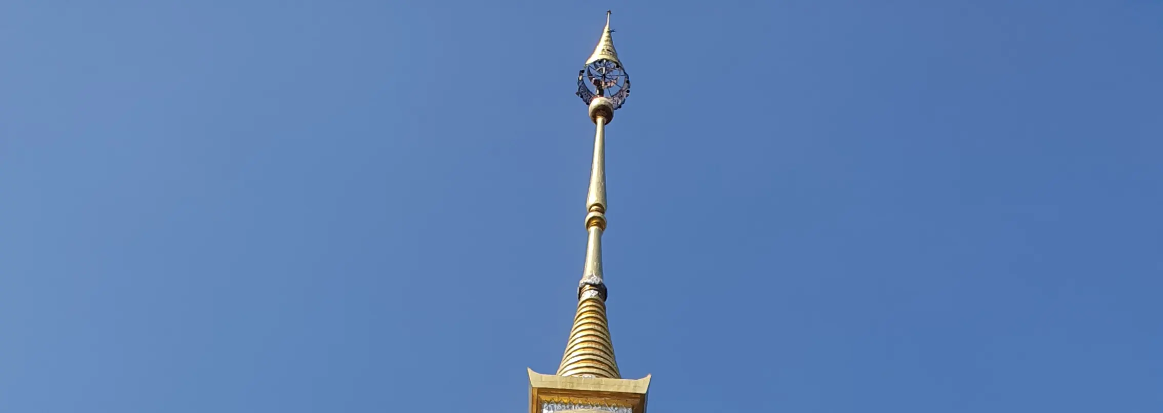 参观寺庙