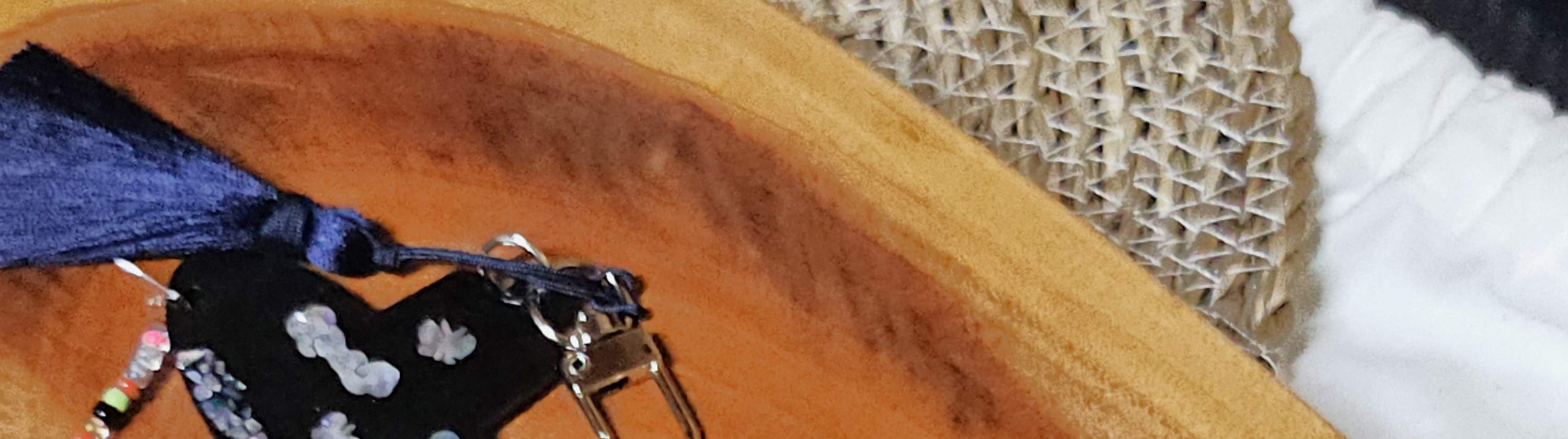 Pengalaman Membuat Gantungan Kunci Gat dari Mutiara di Jeju