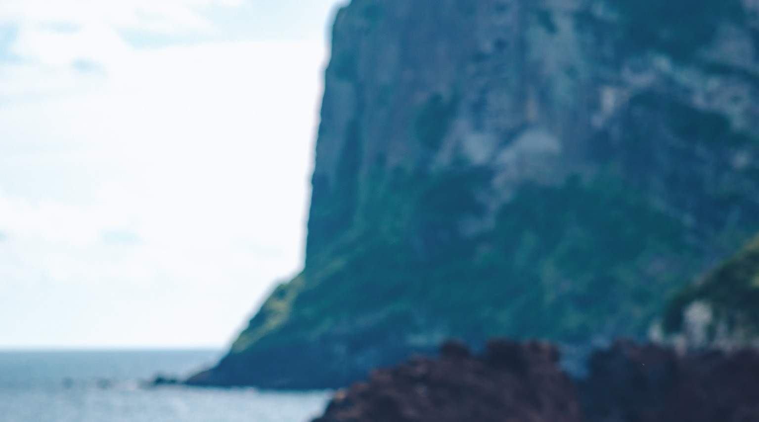 Traditional Hanbok Outdoor Photoshoot Experience in Jeju Island