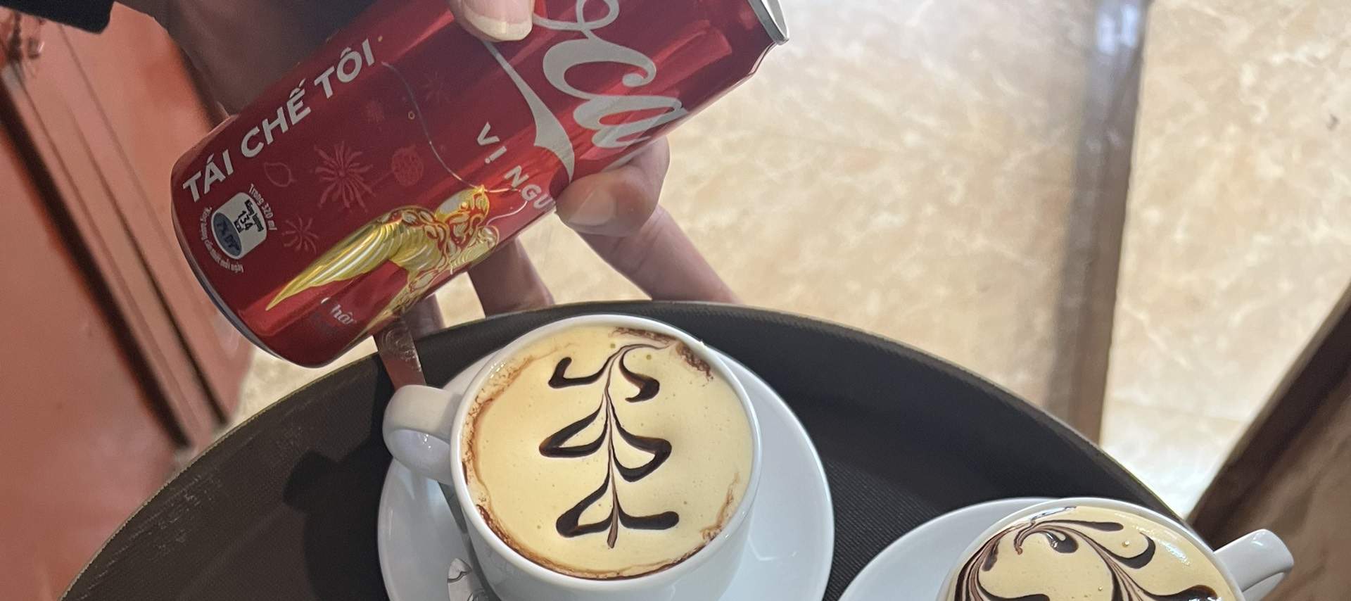 Goûter au café aux œufs