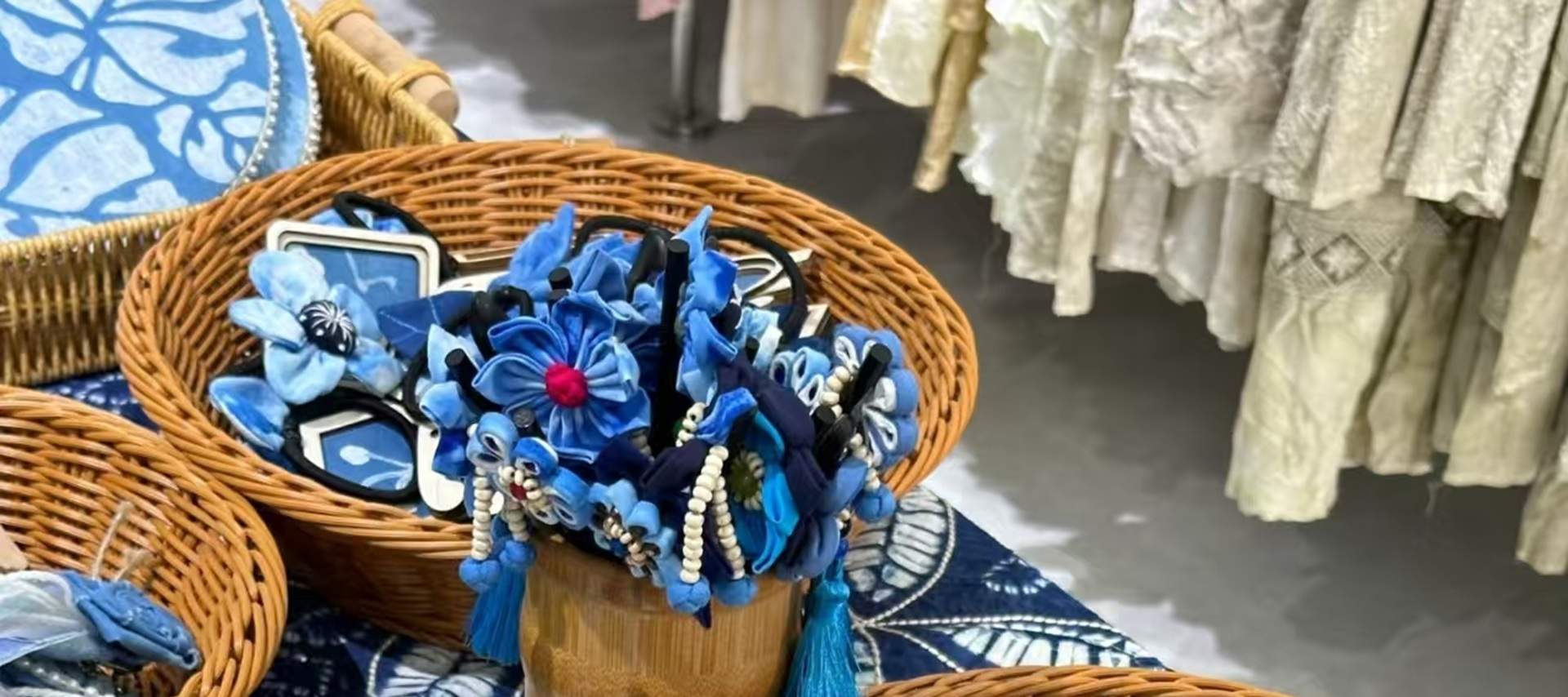 [Wuzhen] Pengalaman Tiedye Suyi Tidak Dua (Pengalaman Budaya Buatan Tangan Warisan Bukan Material Imersif + Tiedye Tradisional Jiangnan + Bimbingan Profesional + Karya Boleh Dibawa Pulang)