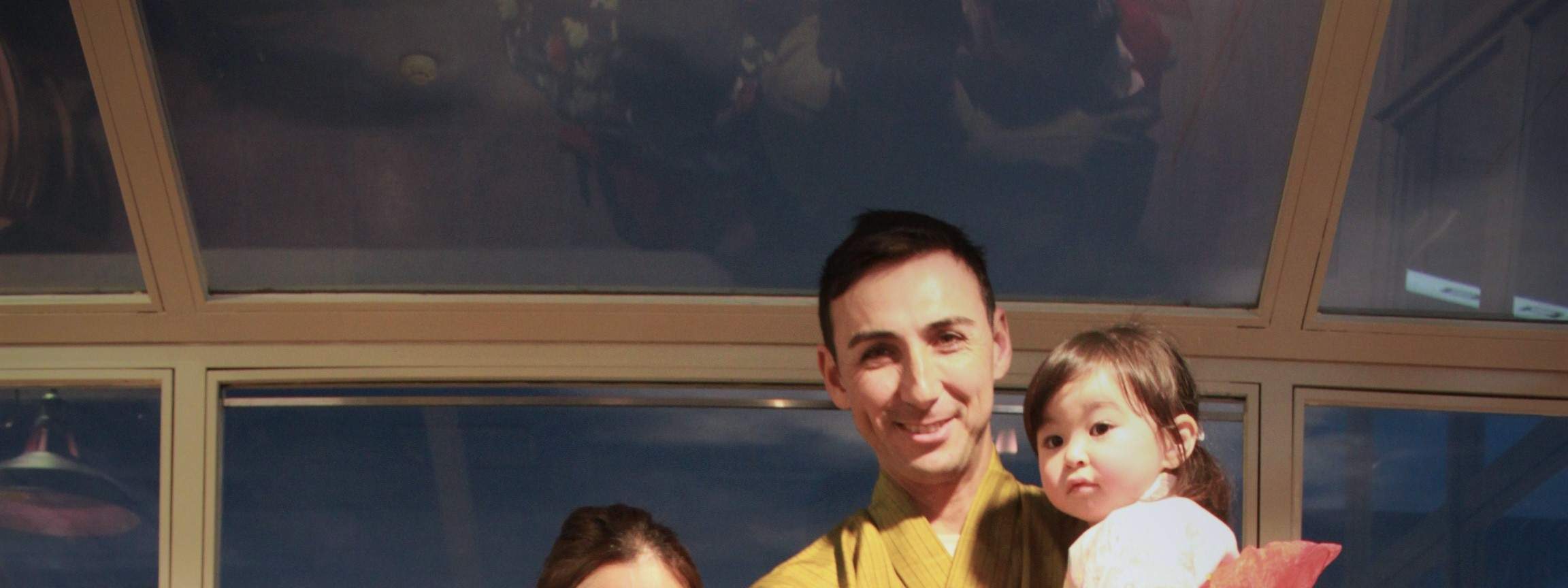 Взрослые также могут примерить юката и насладиться своим пребыванием. Погрузитесь в японскую культуру.