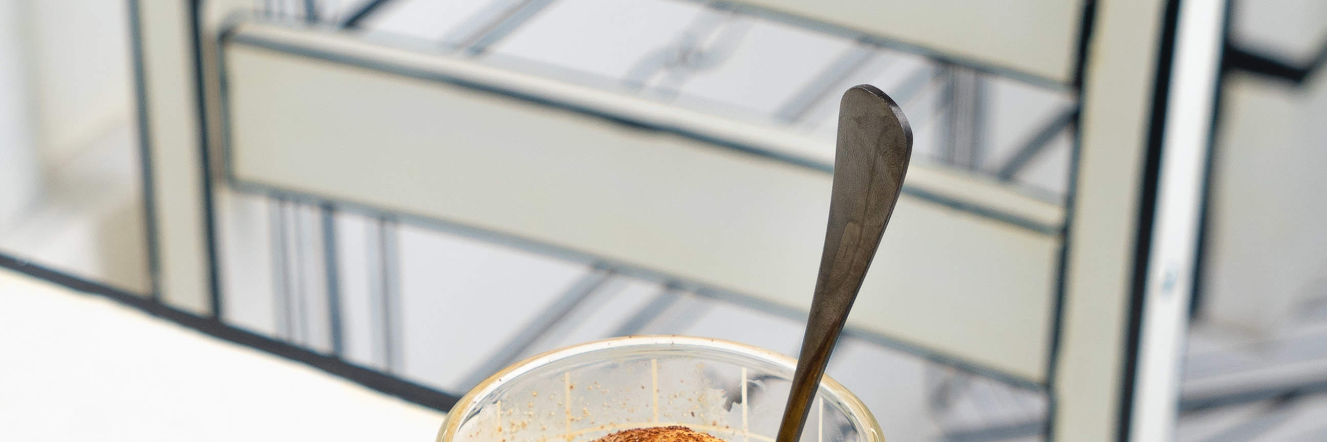 新加坡单色咖啡馆