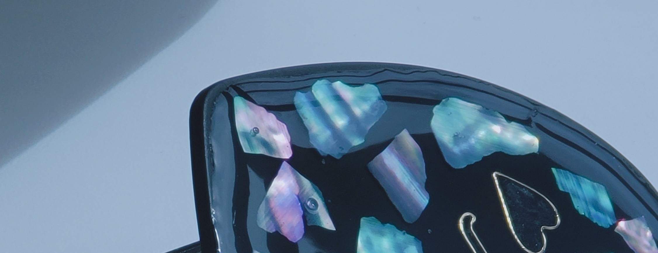 Memories of Jeju captured in resin – accessory making workshop