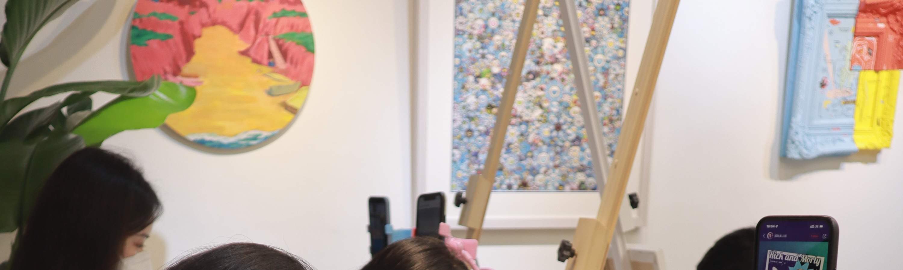 Rica Art Space - Lokakarya jamming seni akrilik｜Lokakarya lukisan tekstur｜Seni & Anggur｜Wan Chai