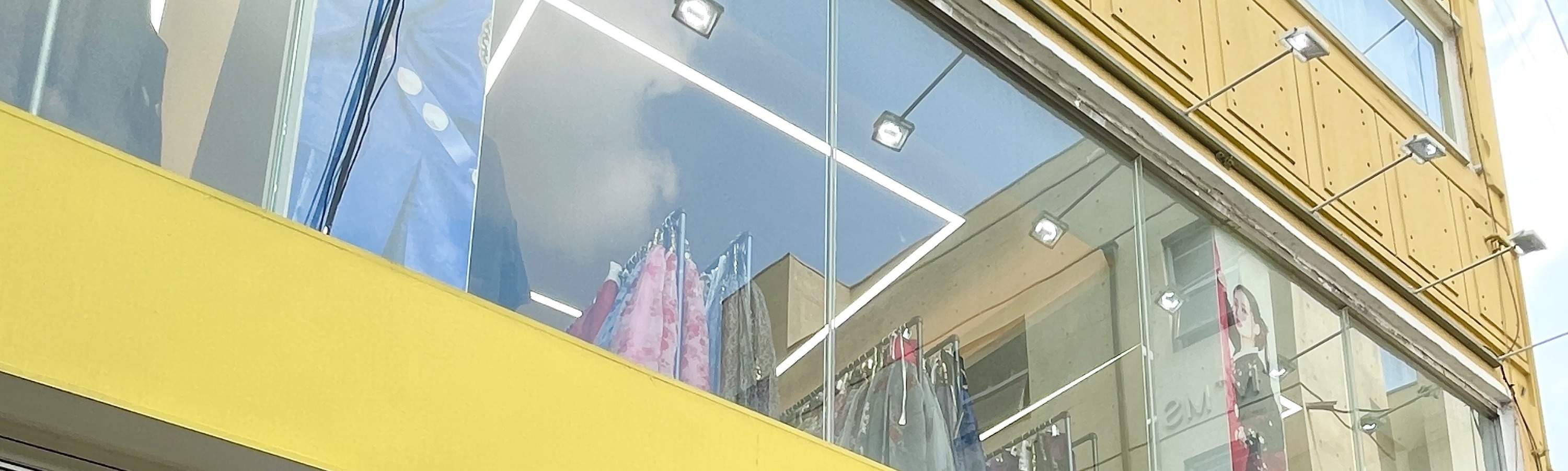 Sewa Hanbok dengan Tata Rambut Korea di Hanboknam Gyeongbokgung