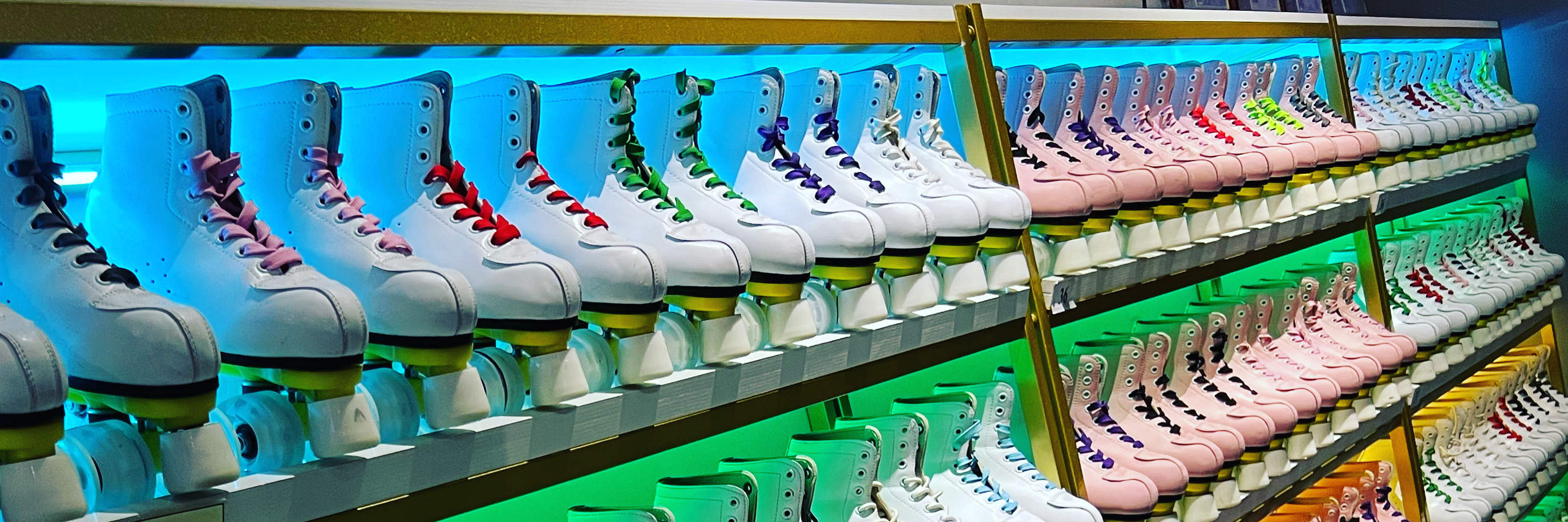 noleggio scarpe da pattinaggio 