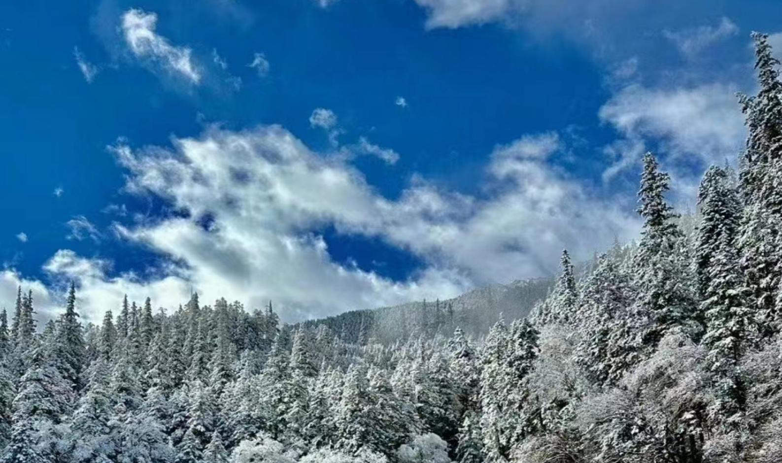 jiuzhaigou-travel-photography-jiuzhai-huanglong-klook-singapore