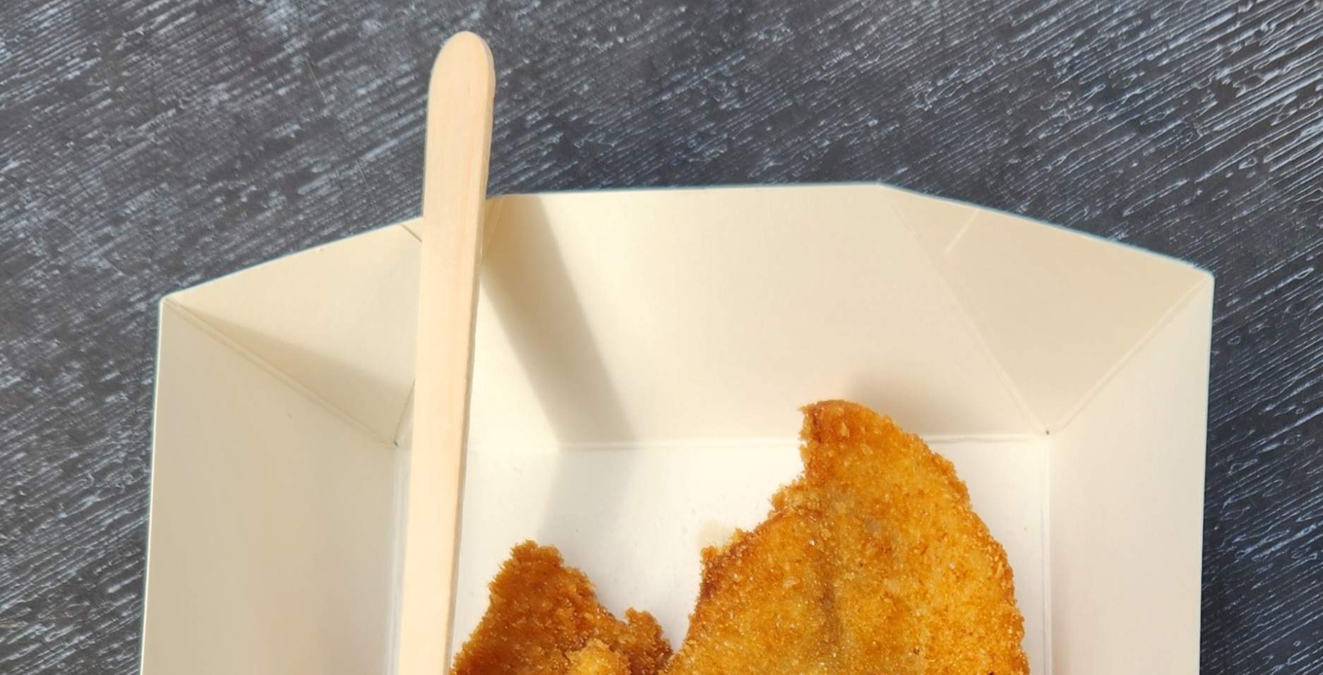 地元産の美味しい魚を味わう