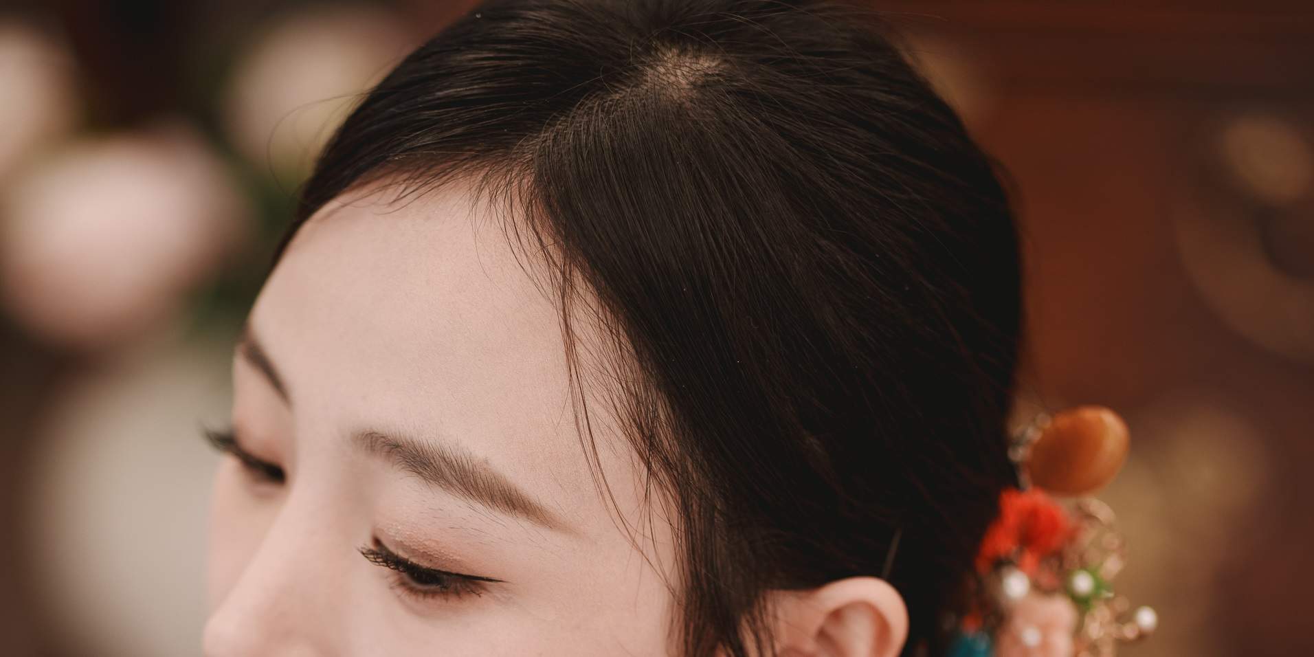 Traditional Hanbok Indoor Studio Photoshoot Experience in Jeju