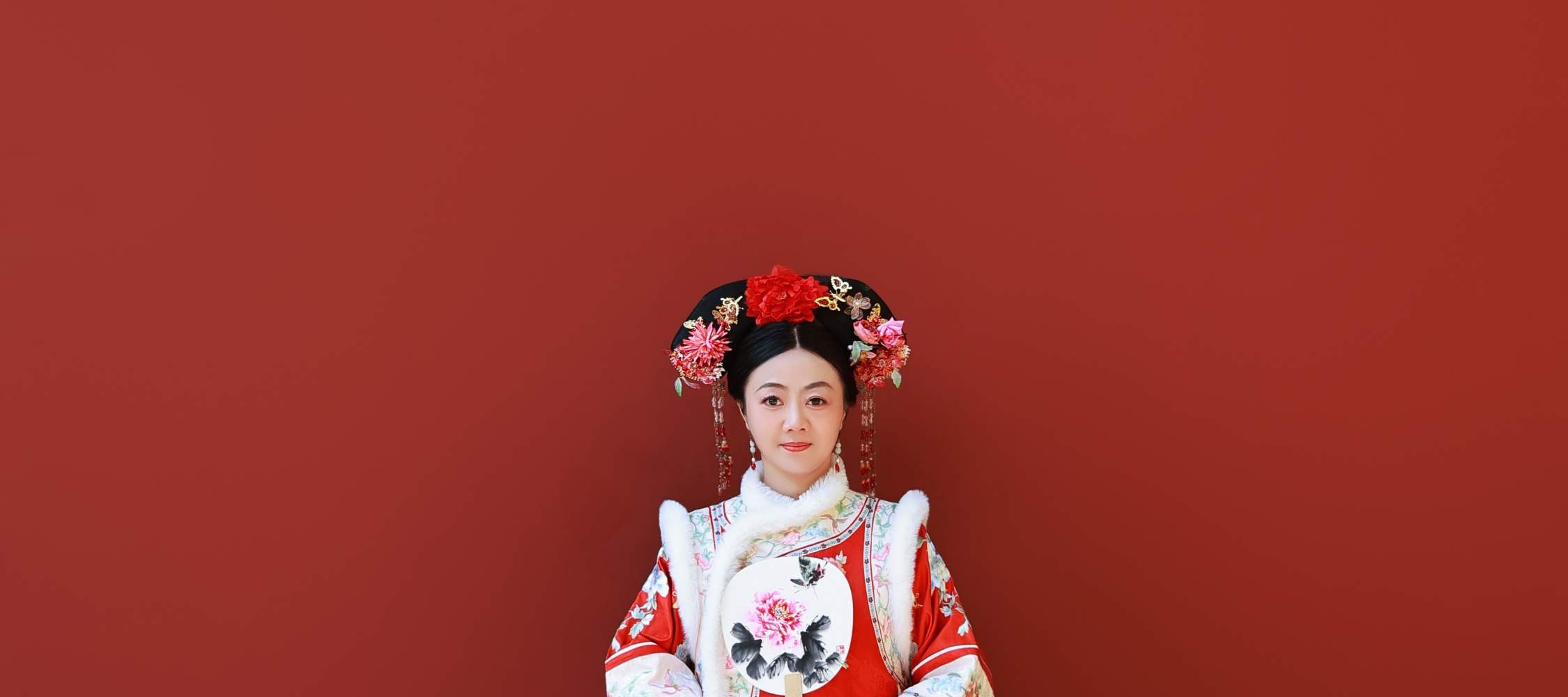 Trajes de la dinastía Qing y té de la tarde antiguo, fotografía exclusiva de escenas interiores y experiencia de caligrafía - Eatwith