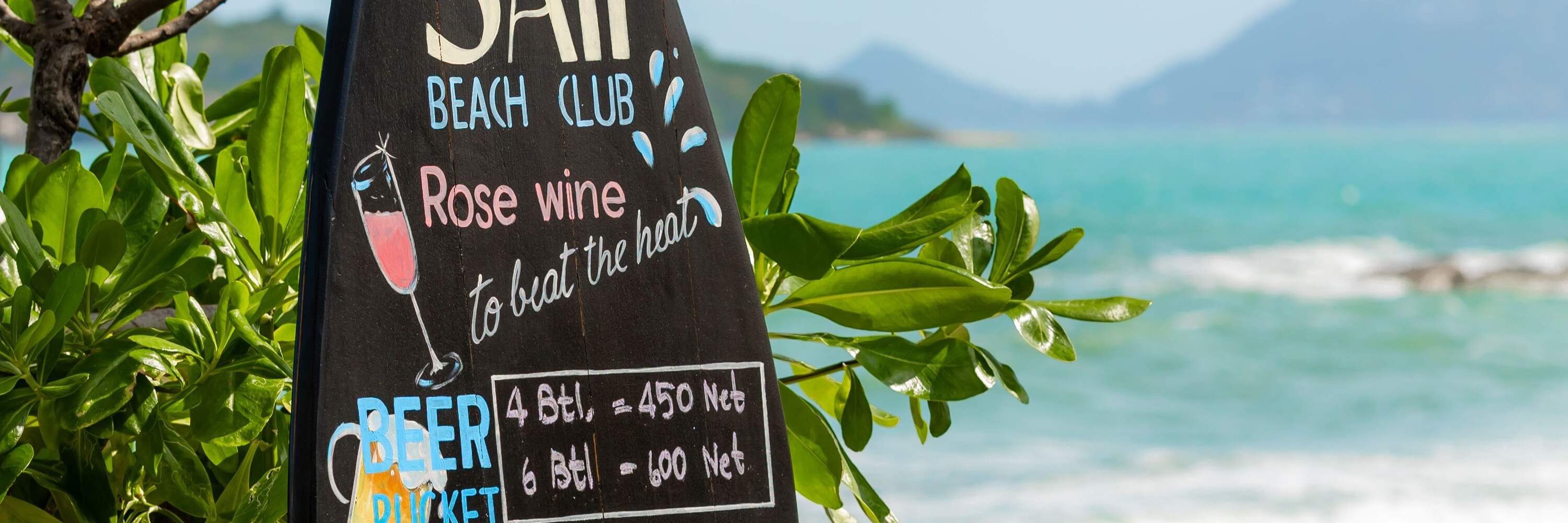Thẻ ngày với Điểm thưởng thức đồ ăn tại SAii Beach Club, SAii Koh Samui Villas