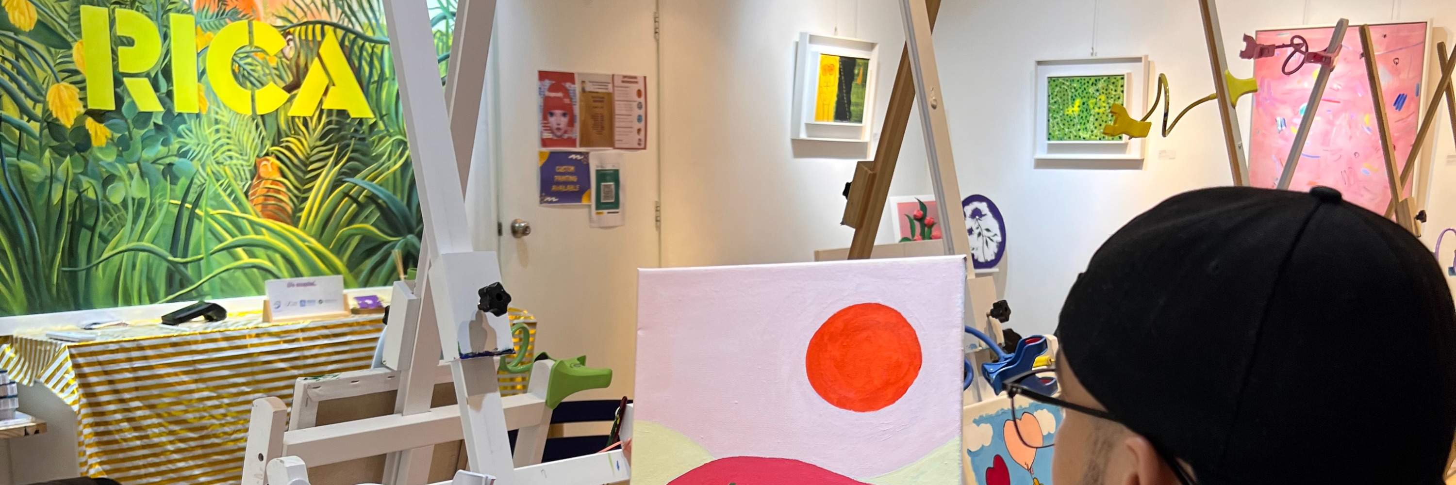 Rica Art Space - Acrylic art jamming workshop｜Texture painting workshop｜Art & Wine｜Wan Chai