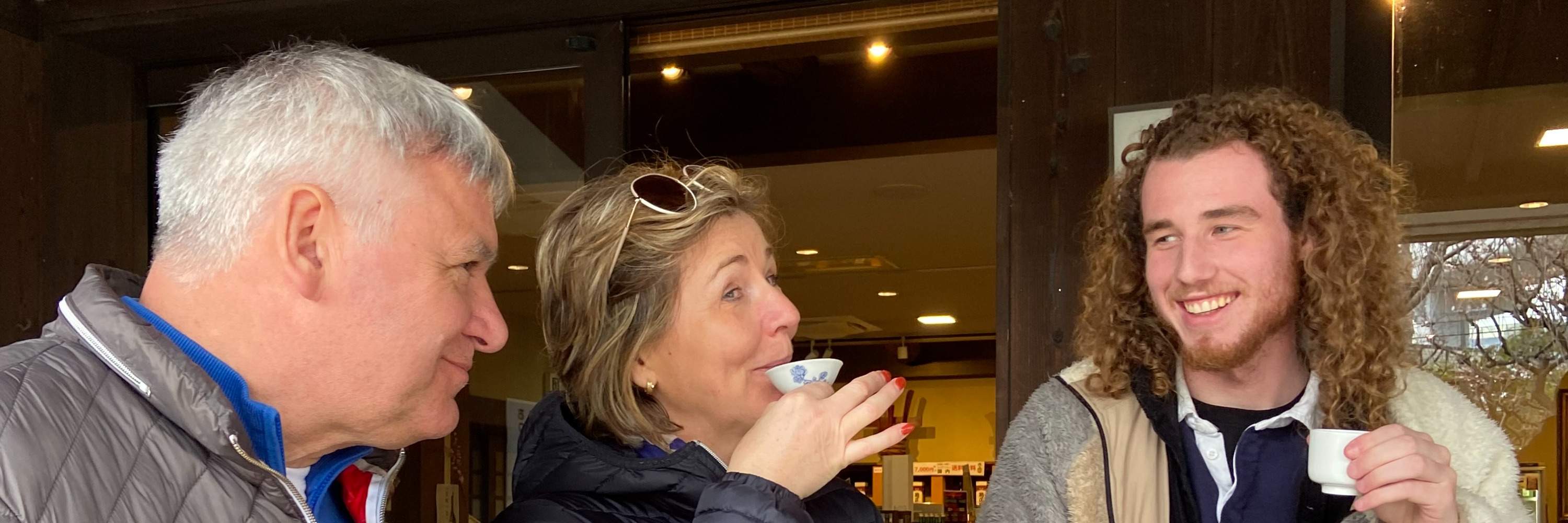 Lawatan berjalan kaki di sekitar kilang arak Nada, pusat pengeluaran sake No. 1 di Jepun (Kobe)