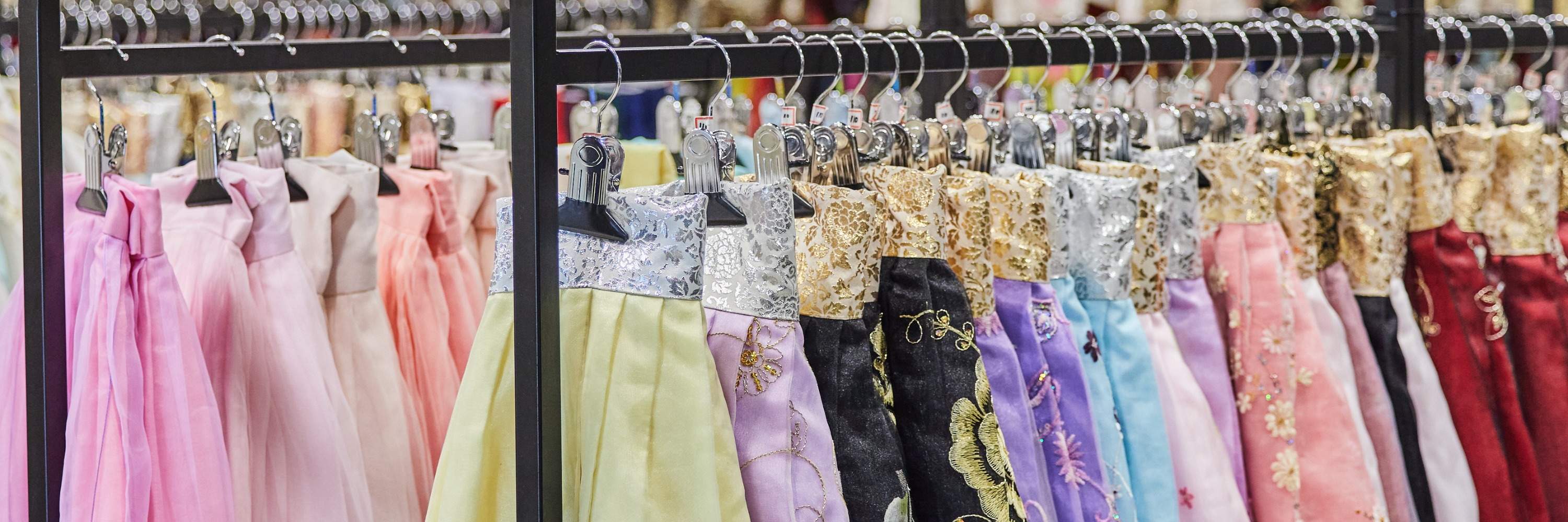 Penyewaan Seohwa Hanbok di Gyeongbokgung