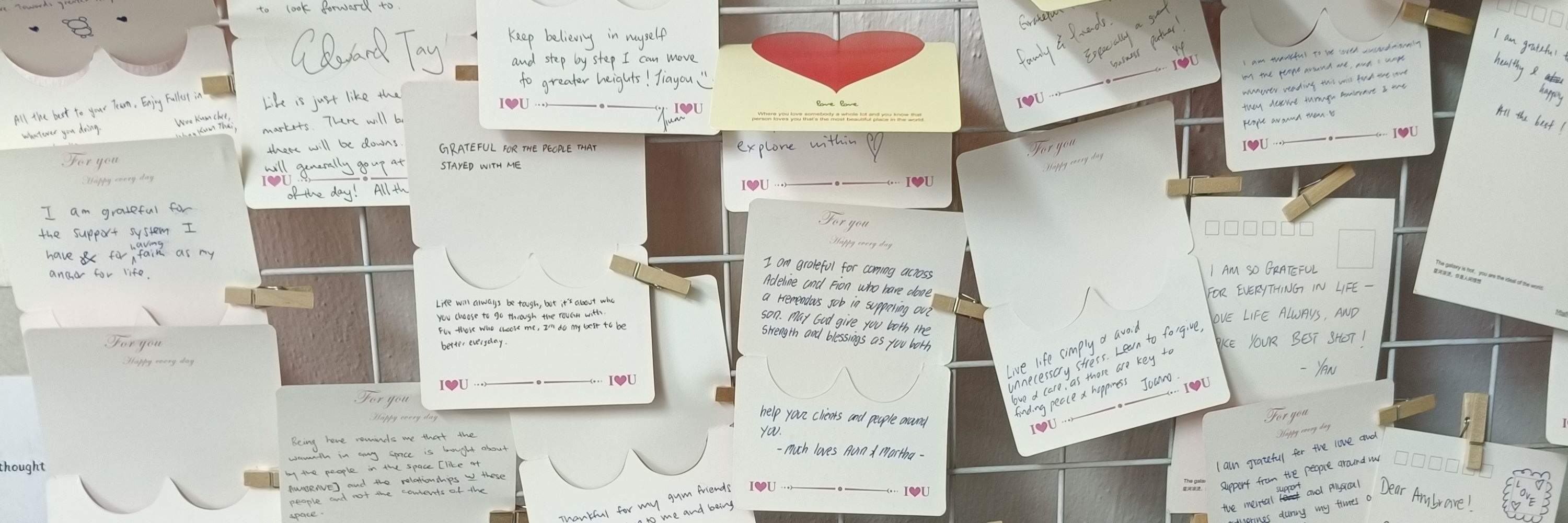 Latihan mindfulness yang dipandu oleh ahli kesehatan mental