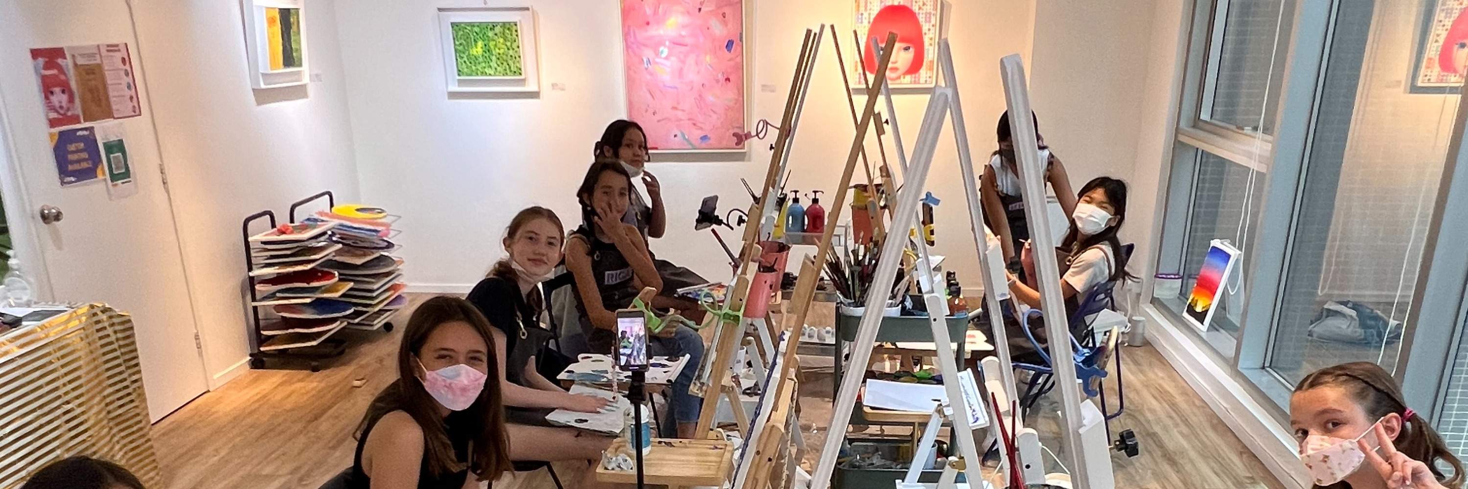 Rica Art Space - Lokakarya jamming seni akrilik｜Lokakarya lukisan tekstur｜Seni & Anggur｜Wan Chai