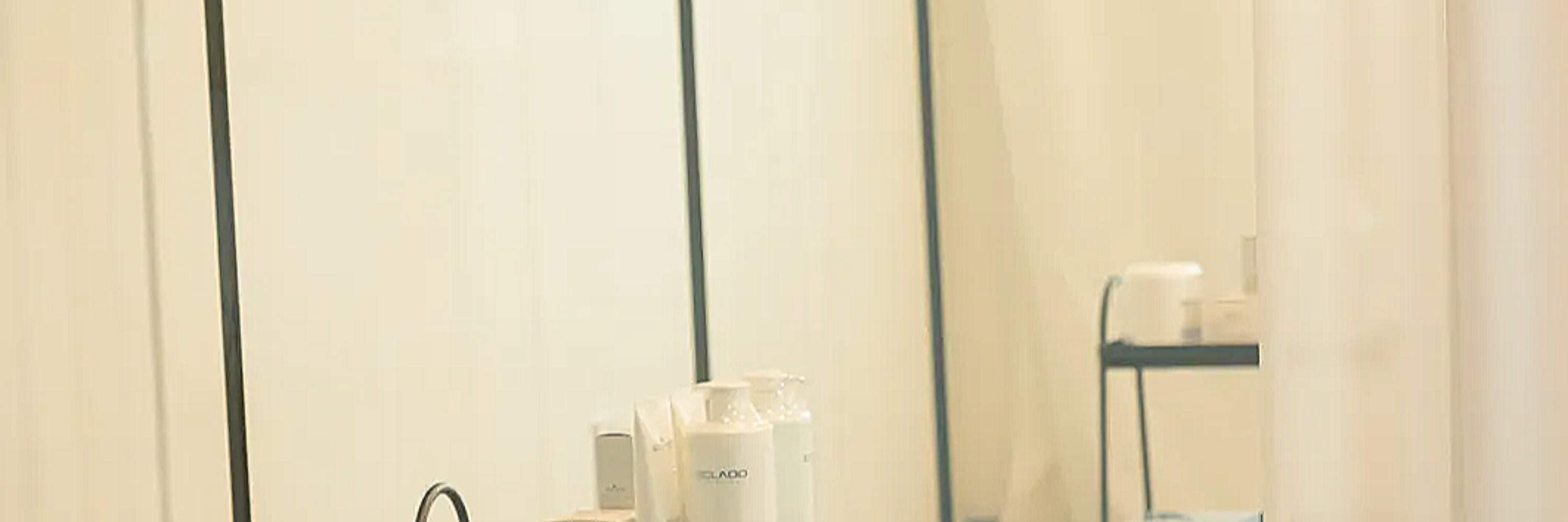 护理在私人空间进行，最多可容纳四位客人一同享受。