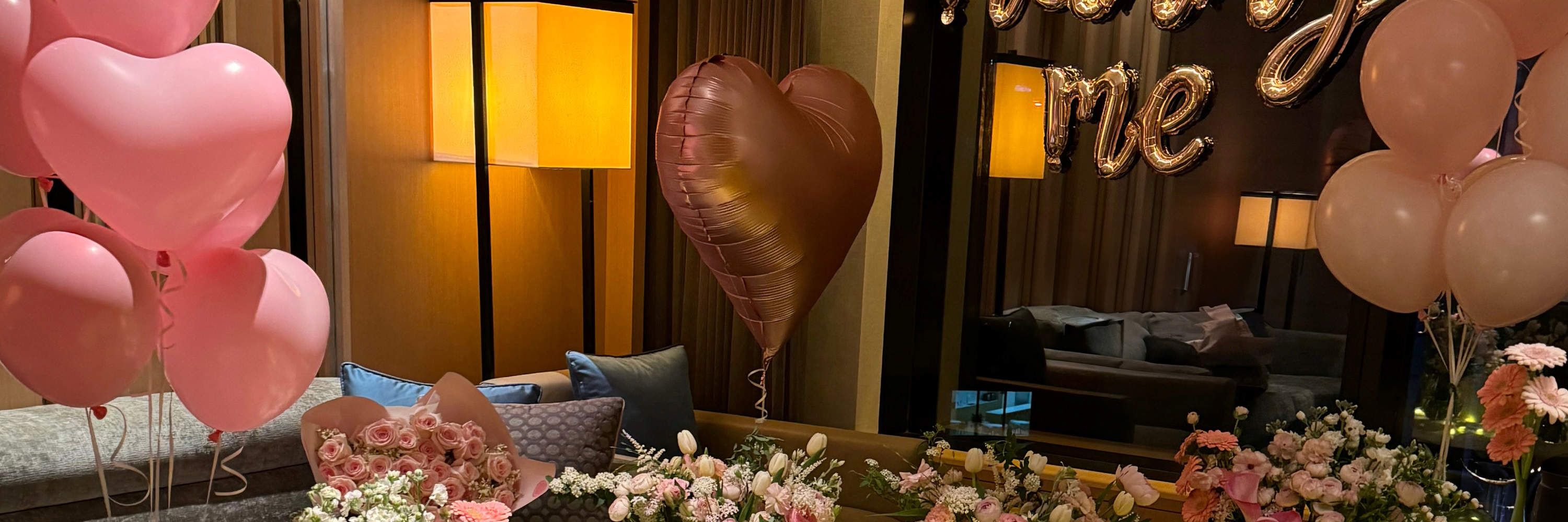 Looking for the most luxurious flower setup Premium covers it all at once