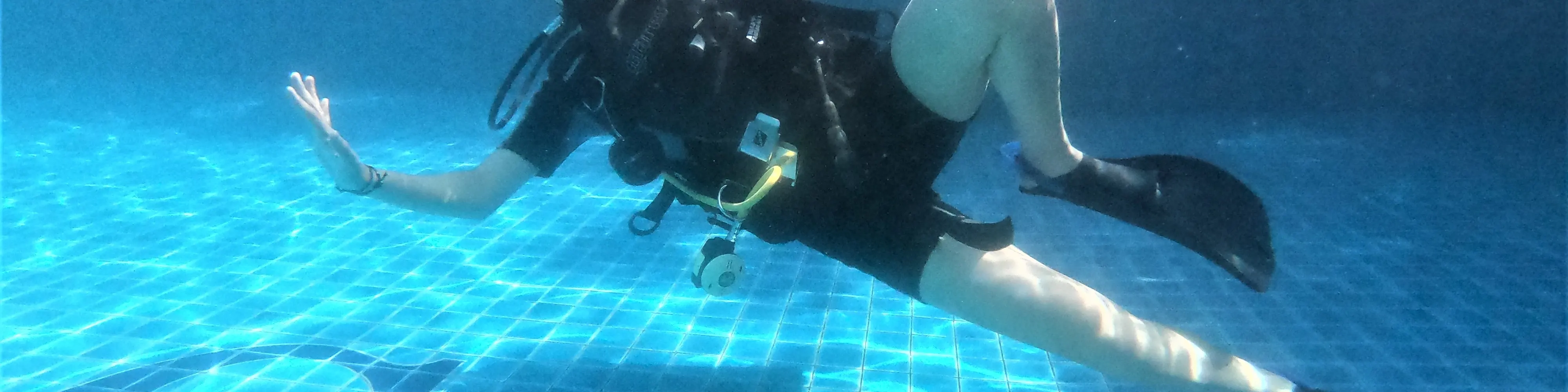 PADI 探索水肺潜水（电子学习）