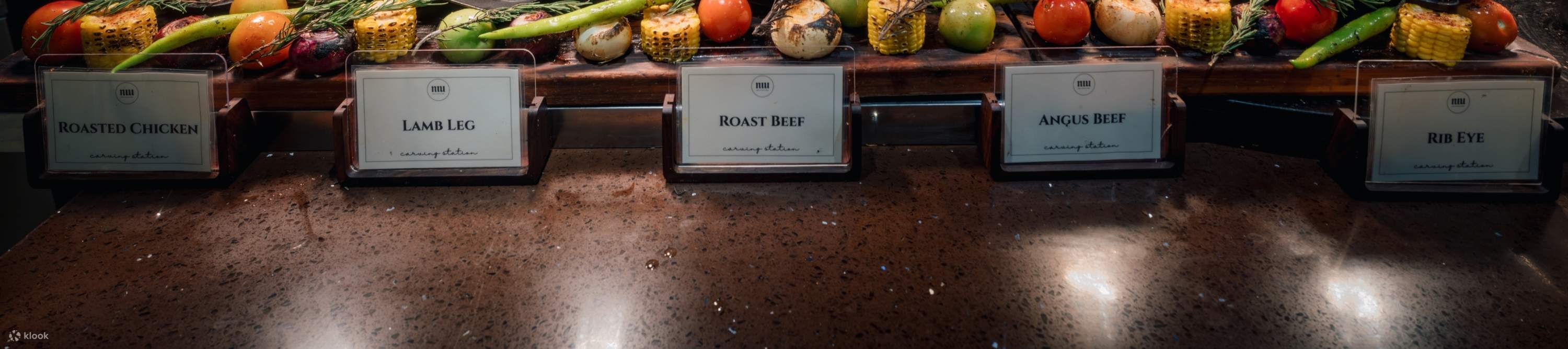 NIU Luxury Buffet oleh Vikings di SM Aura Premier