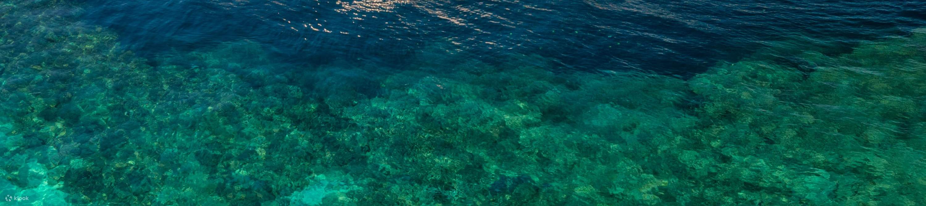 Terletak di luar terumbu karang, anda berpeluang untuk menaik taraf dan termasuk aktiviti snorkeling dan menyelam juga!