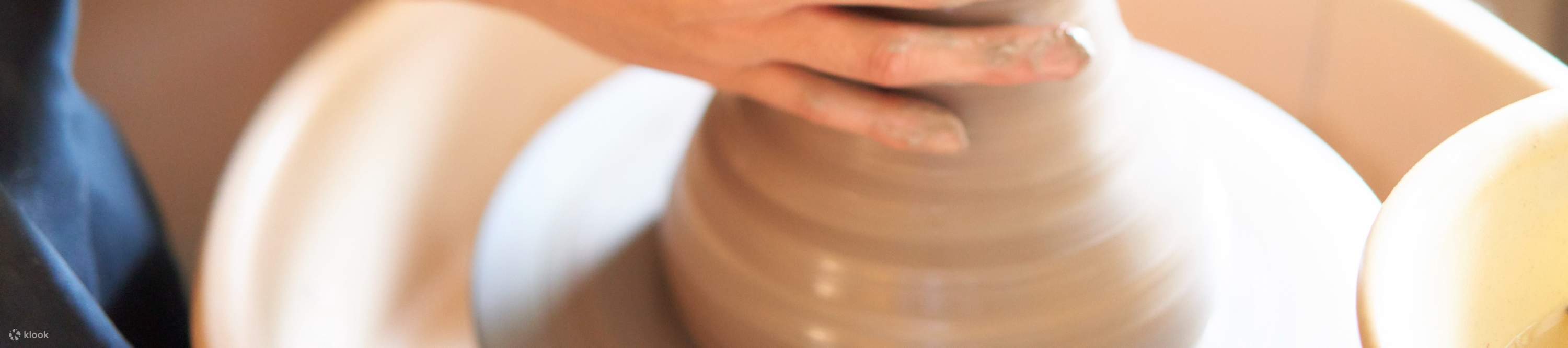 Sebagai kenangan percutian anda di Kyoto! Sebuah bengkel lama yang terletak betul-betul di hadapan Pagoda Yasaka