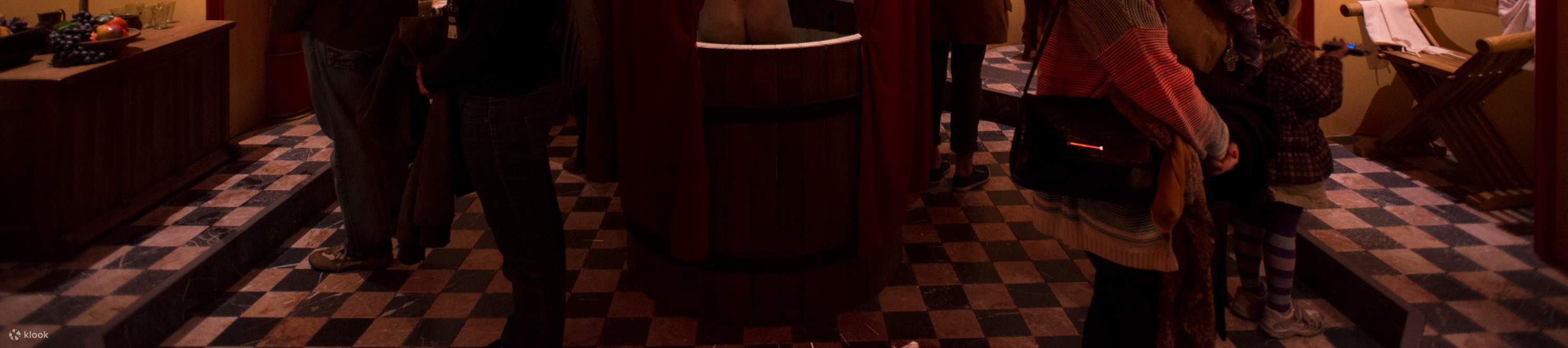 Scopri la vita quotidiana della Bruges medievale attraverso le coinvolgenti mostre dell'Historium