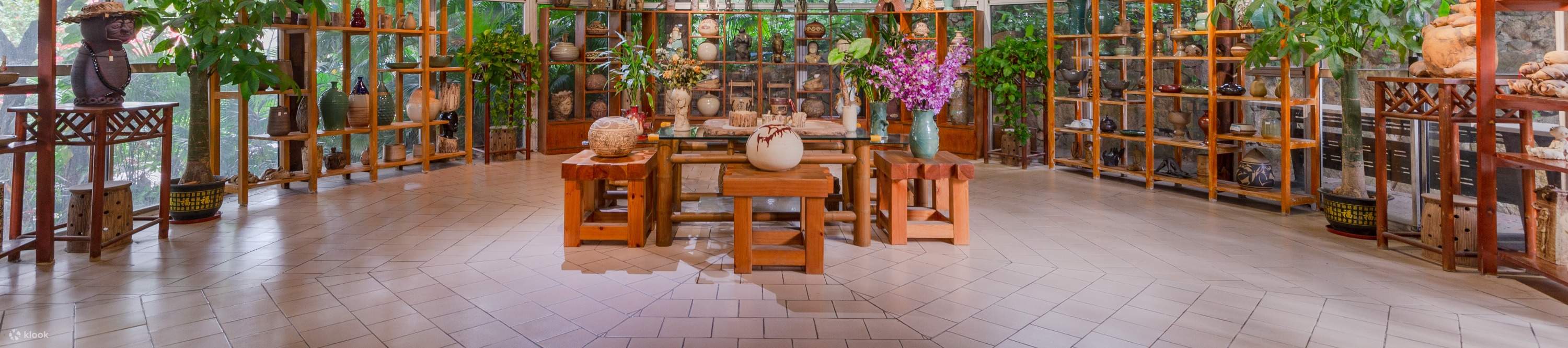 โรงแรมเซินเจิ้น ชิงชิง เวิลด์