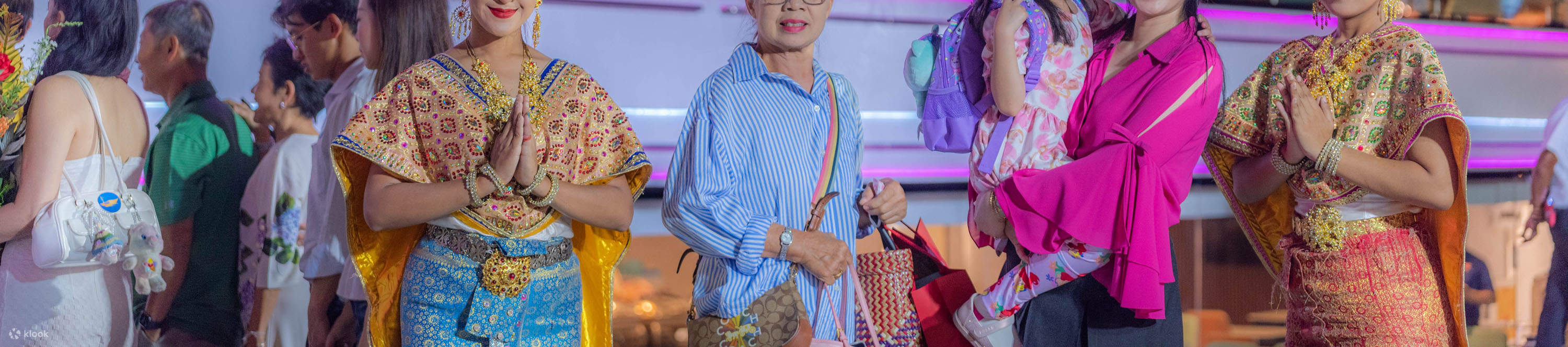 Die neueste luxuriöse 5-Sterne-Dinner-Kreuzfahrt auf dem Chaophraya in Bangkok