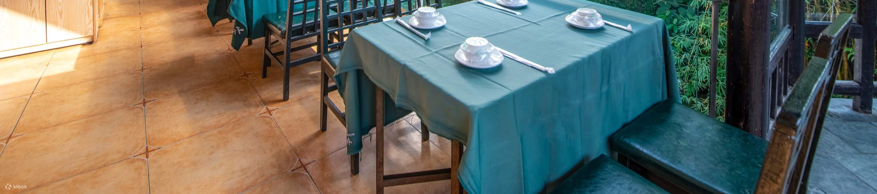 โรงแรมเซินเจิ้น ชิงชิง เวิลด์