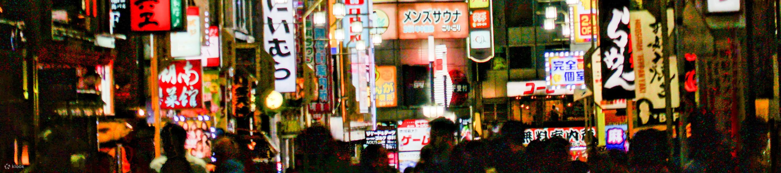 Tour notturno di bar a Tokyo a Shinjuku