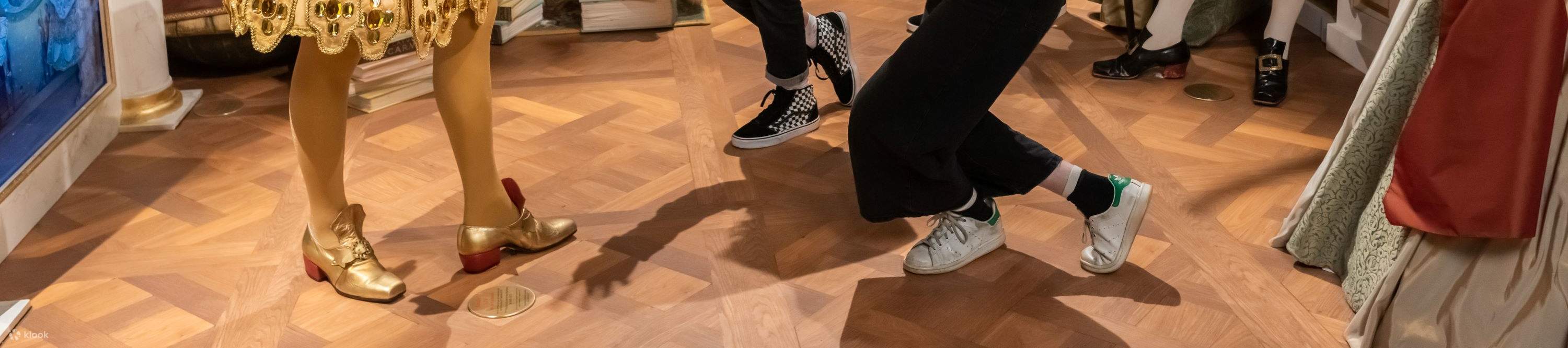 Tiket Grévin Wax Museum di Paris